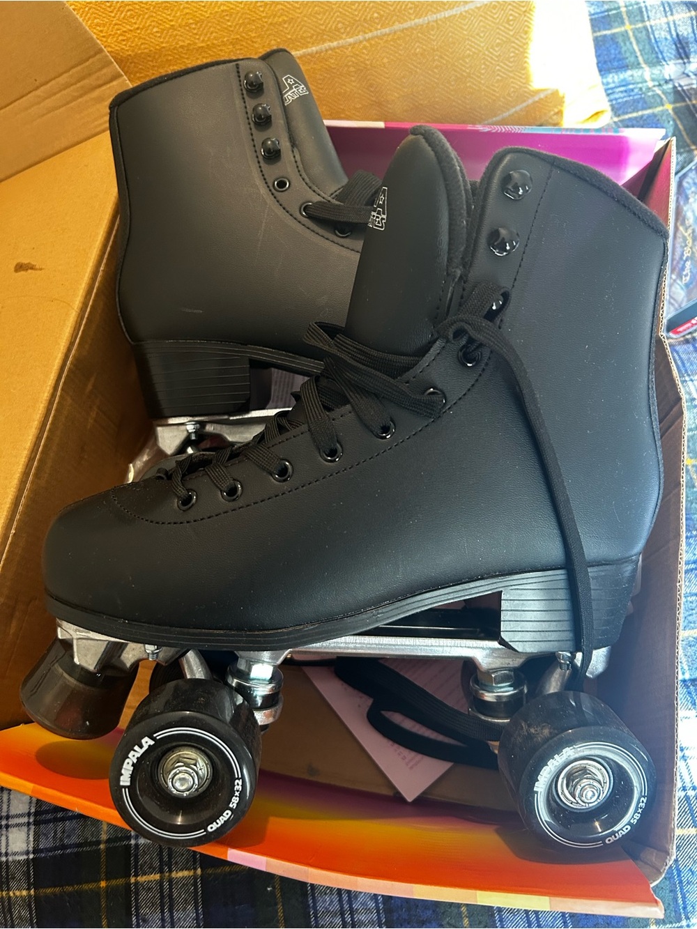 IMPALA Women's White & Pink Roller Skates - Retro Athletic Style